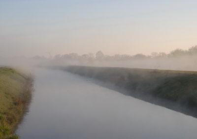 Nebel über dem Kanal - Foto © Katharina Hansen-Gluschitz